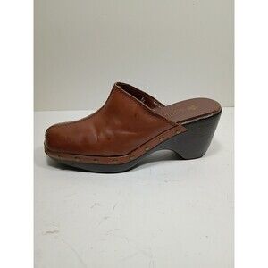 Natural Soul BROWN LEATHR Slip-On Mules Y2k Clogs Women STUD SOLE  size 7M